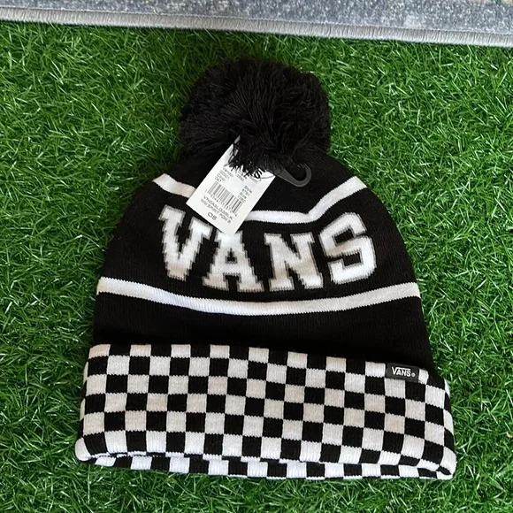 Vans WM Spirit Pom Black Checker Beanie Skateboarding Hat Women Men VN0A5LG3BLK - Picture 1 of 16